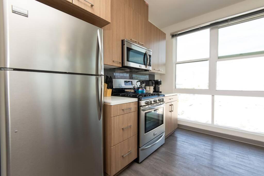 Centrally Located Apartments With Free Parking Glendale Eksteriør bilde