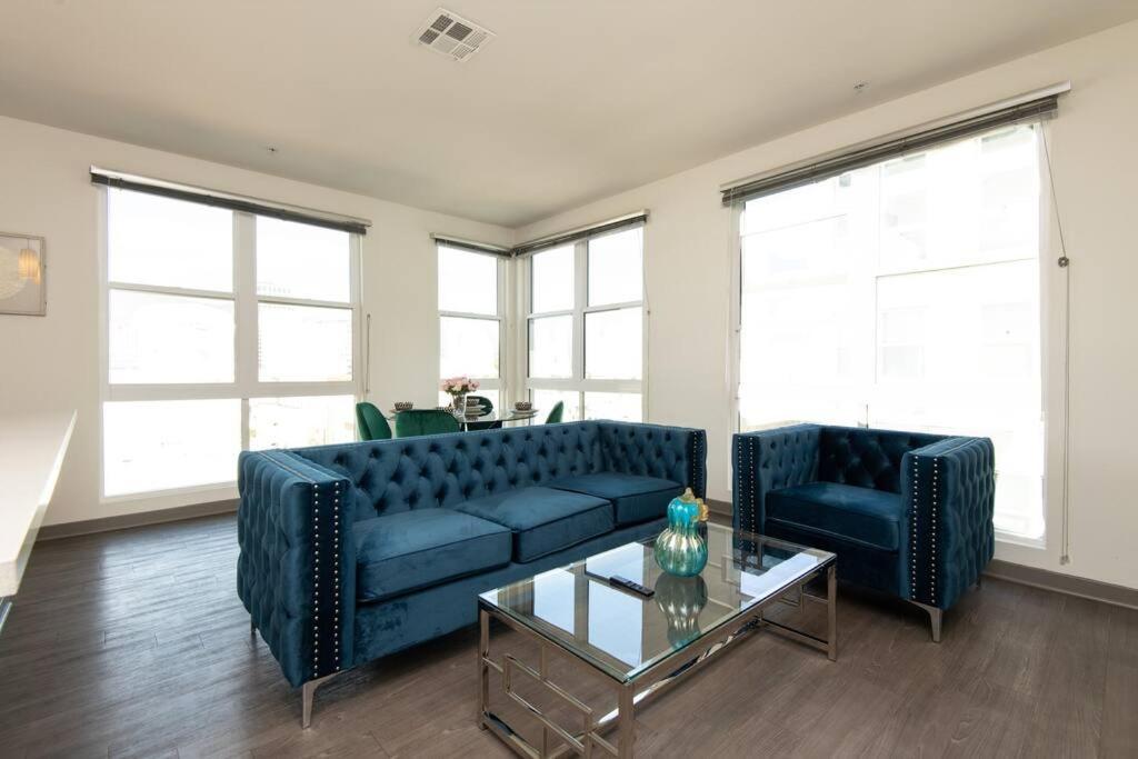 Centrally Located Apartments With Free Parking Glendale Eksteriør bilde